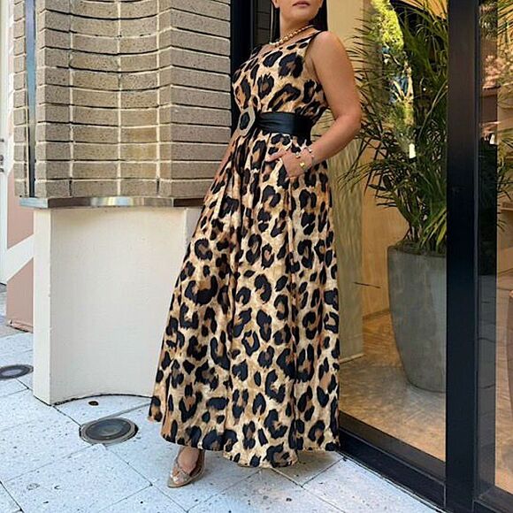 Beautiful A-Line Maxi Dress - Picture 3 of 3